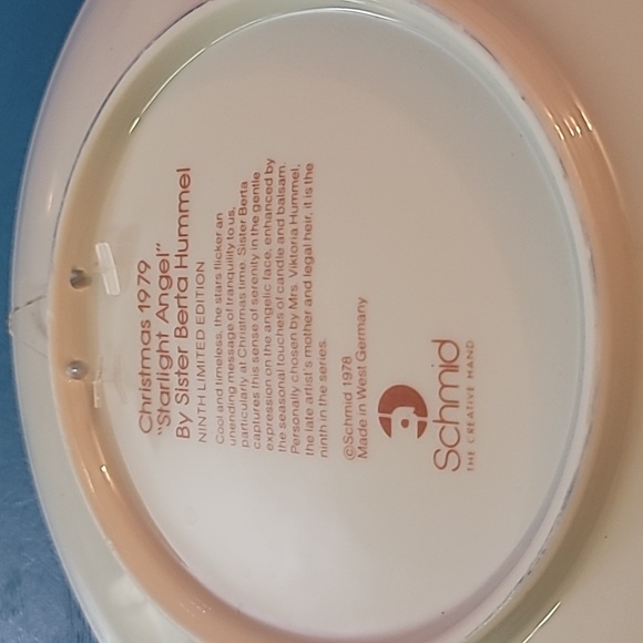 Vintage 1979 Christmas Plate "Starlight Angel" - Picture 3 of 5